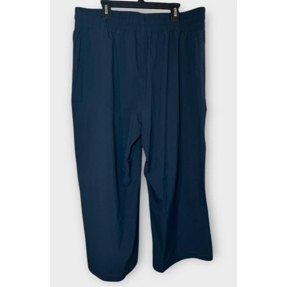 NEW ZUTY Womens XL Cropped Pants UPF 50 Pockets Navy Athleisure Casual‎ Active